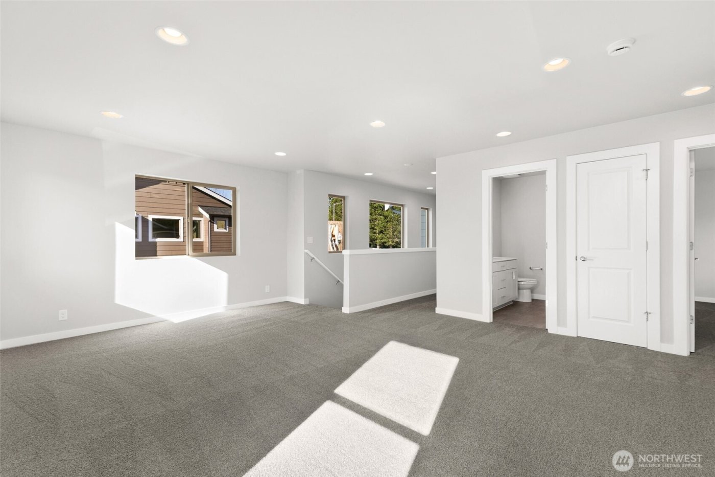 12510 SE 256th Place #7, Kent, WA 98030