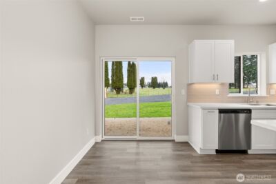 208 Shannon Lewis Lane , Winlock, WA 98596 - Photo 9