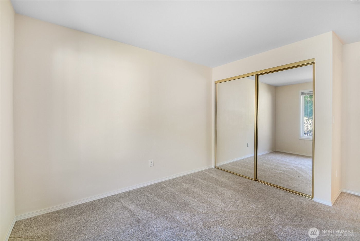 9903 Marine Drive , Marysville, WA 98271