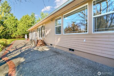 9903 Marine Drive , Marysville, WA 98271 - Photo 32