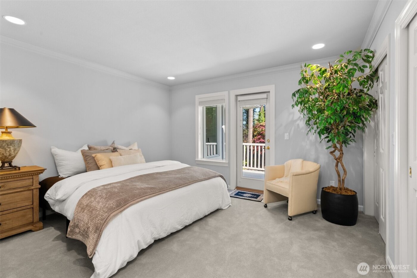 11202 Greystone Drive SW, Lakewood, WA 98499