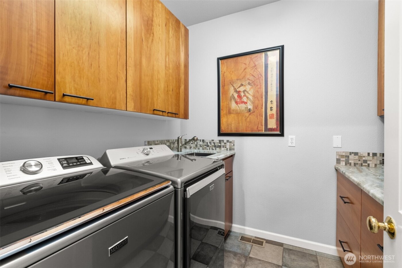 11202 Greystone Drive SW, Lakewood, WA 98499