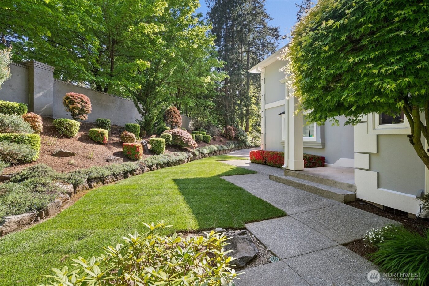 11202 Greystone Drive SW, Lakewood, WA 98499