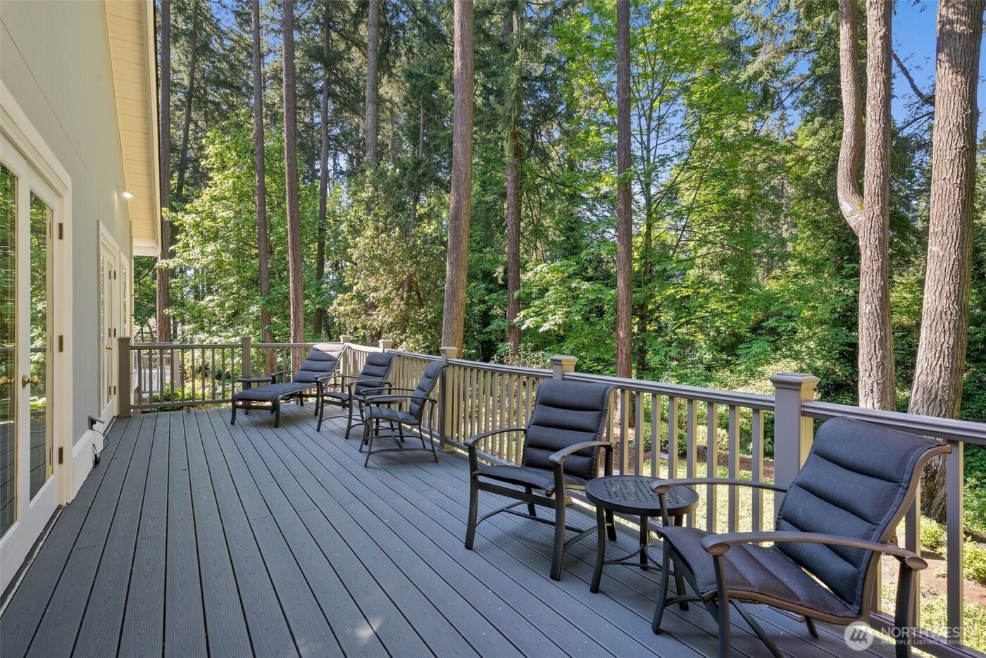 11202 Greystone Drive SW, Lakewood, WA 98499