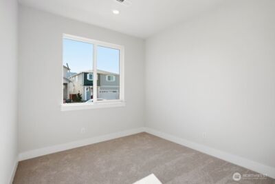 755 Weaver Drive E, Enumclaw, WA 98022 - Photo 16