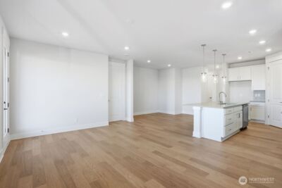 755 Weaver Drive E, Enumclaw, WA 98022 - Photo 3