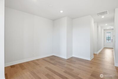 755 Weaver Drive E, Enumclaw, WA 98022 - Photo 9