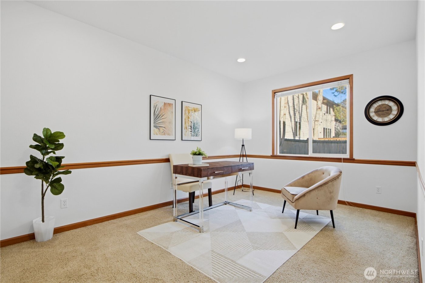 3210 NE 195th Street , Lake Forest Park, WA 98155