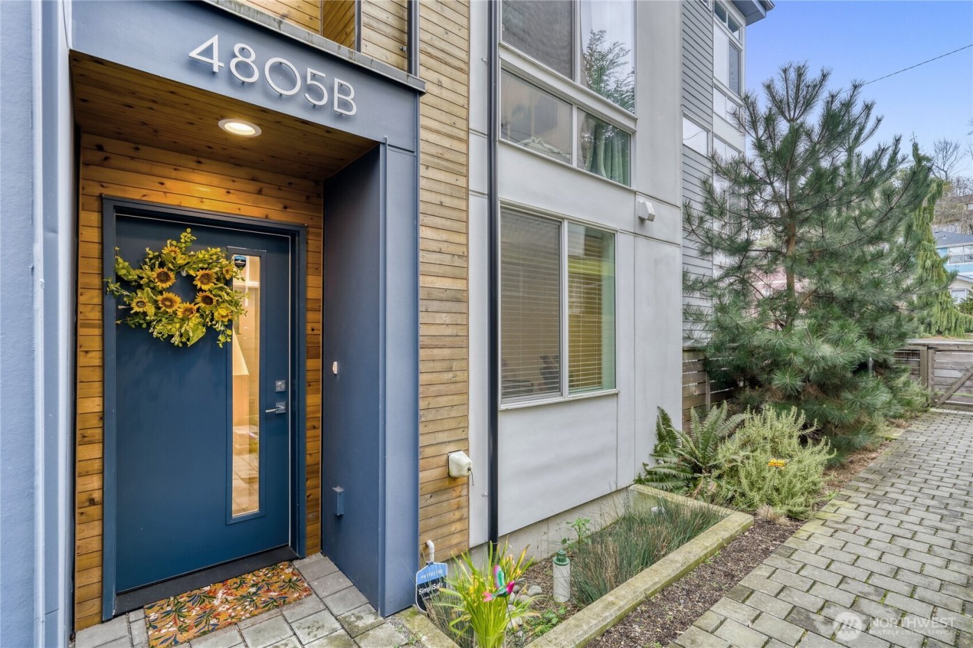 4805 B Delridge Way SW, Seattle, WA 98106