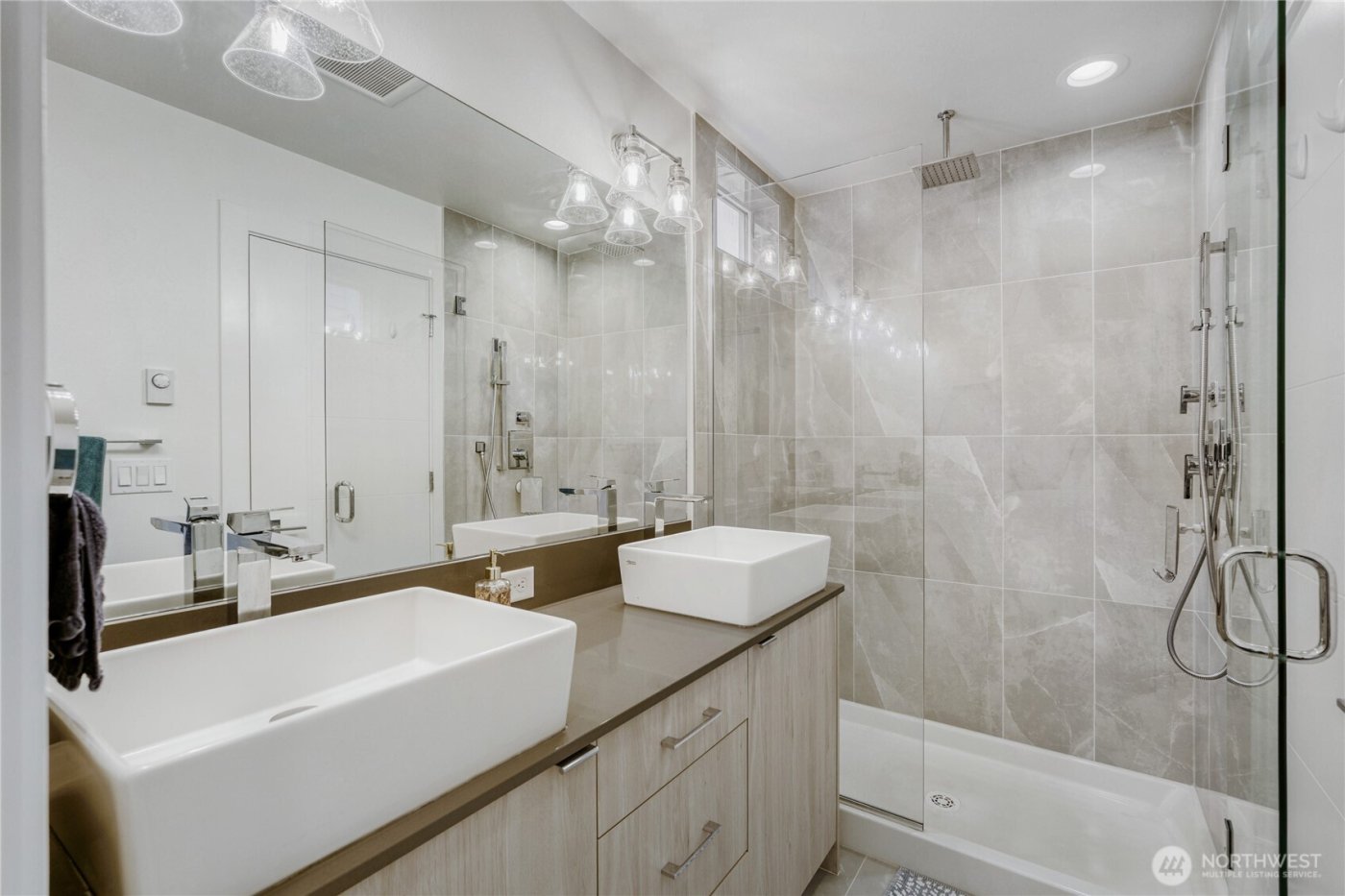 4805 B Delridge Way SW, Seattle, WA 98106