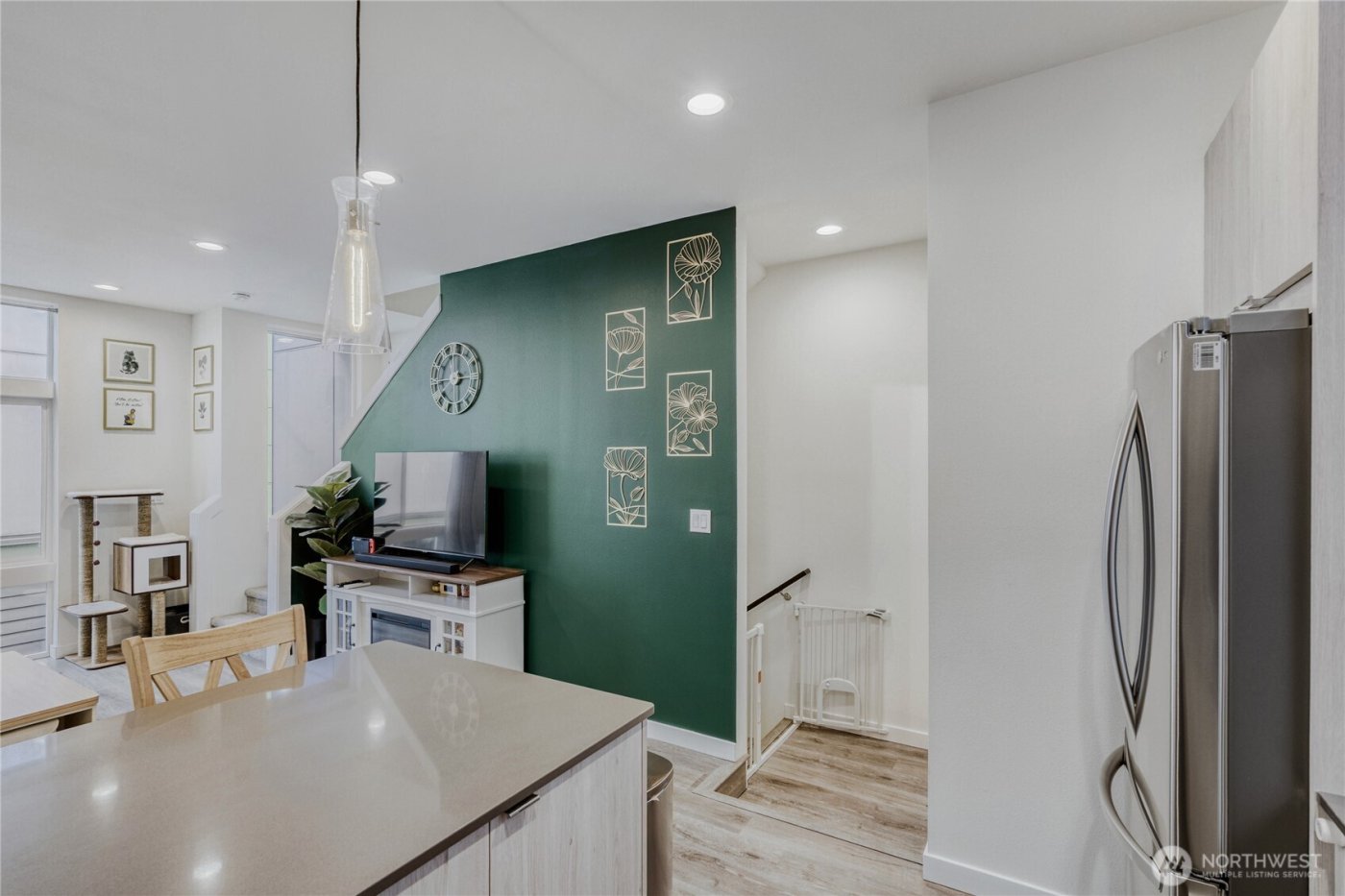 4805 B Delridge Way SW, Seattle, WA 98106