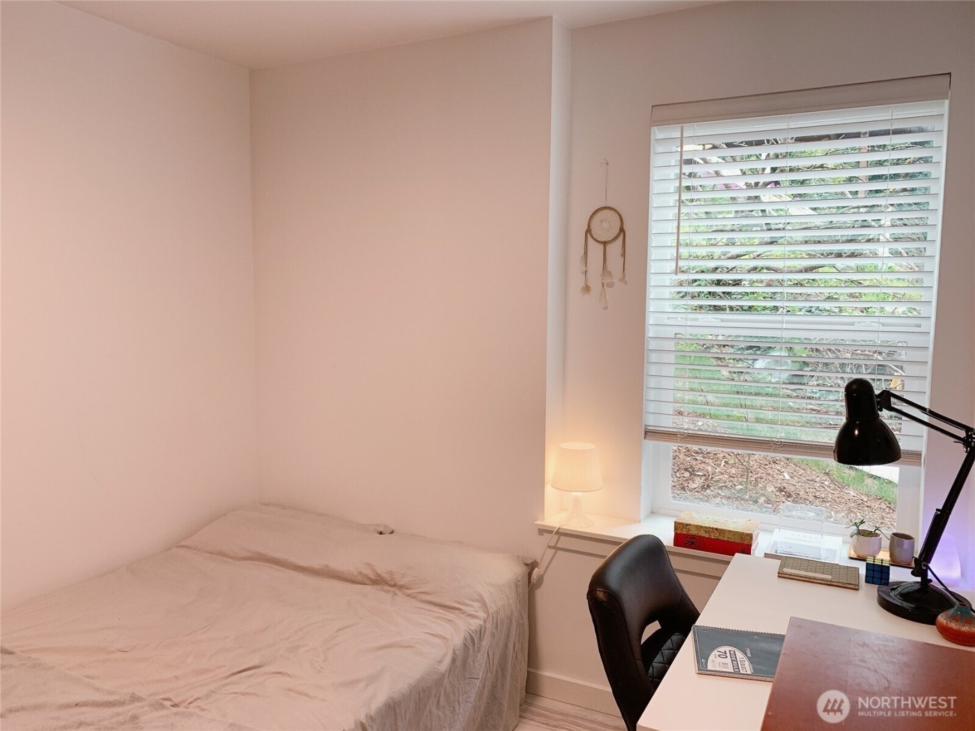 826 N Garden Street , Bellingham, WA 98225