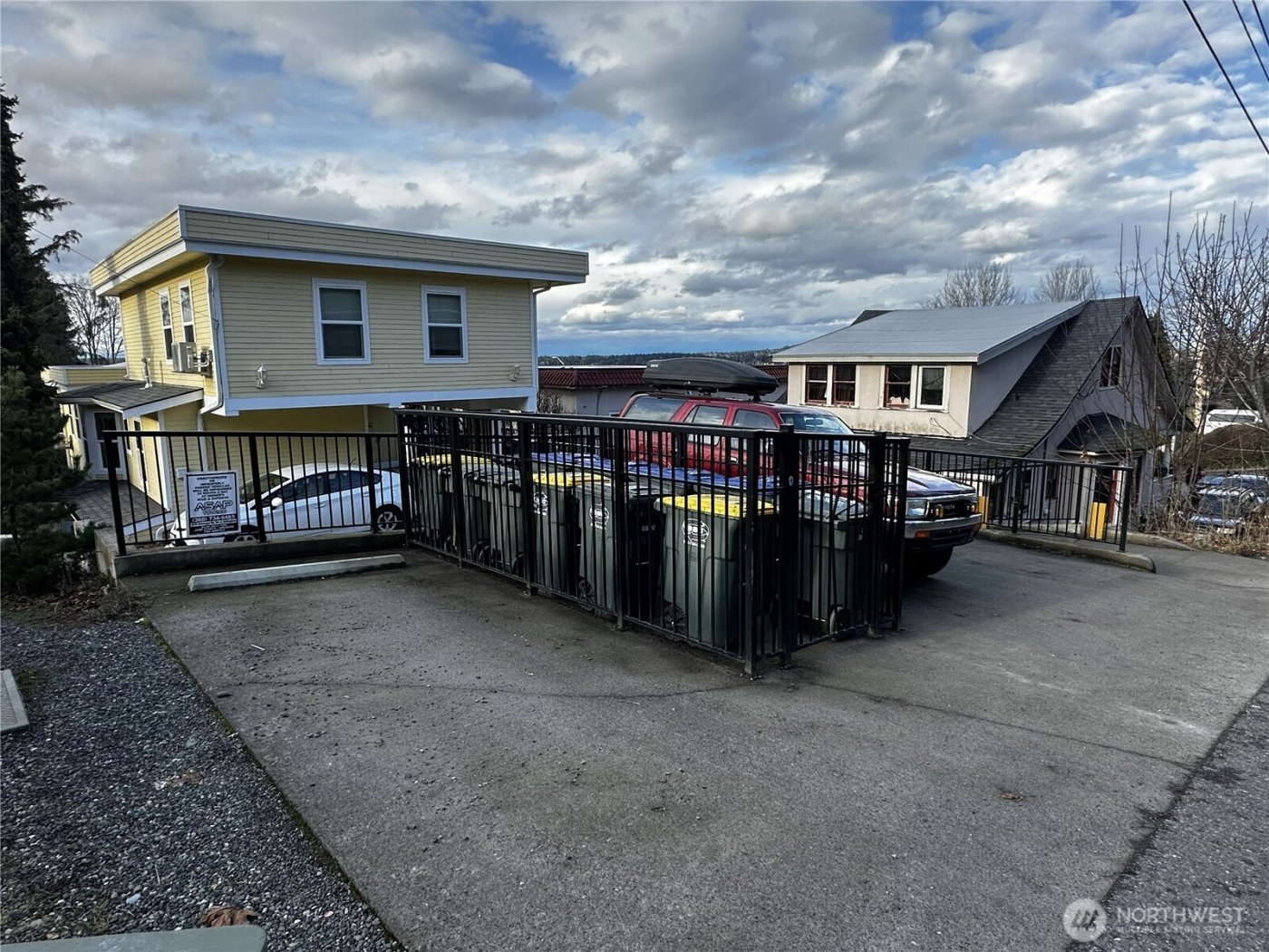 826 N Garden Street , Bellingham, WA 98225