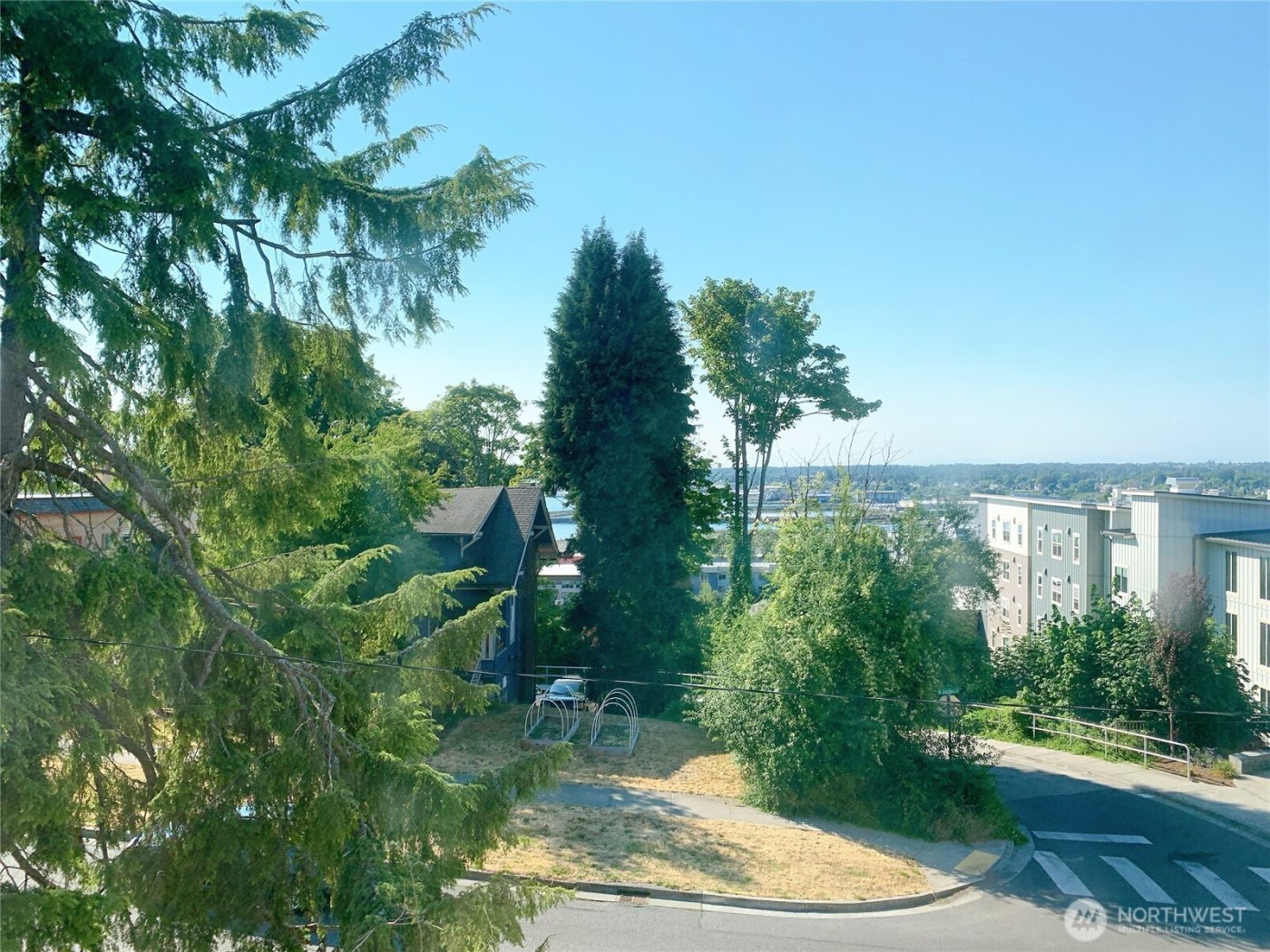 826 N Garden Street , Bellingham, WA 98225