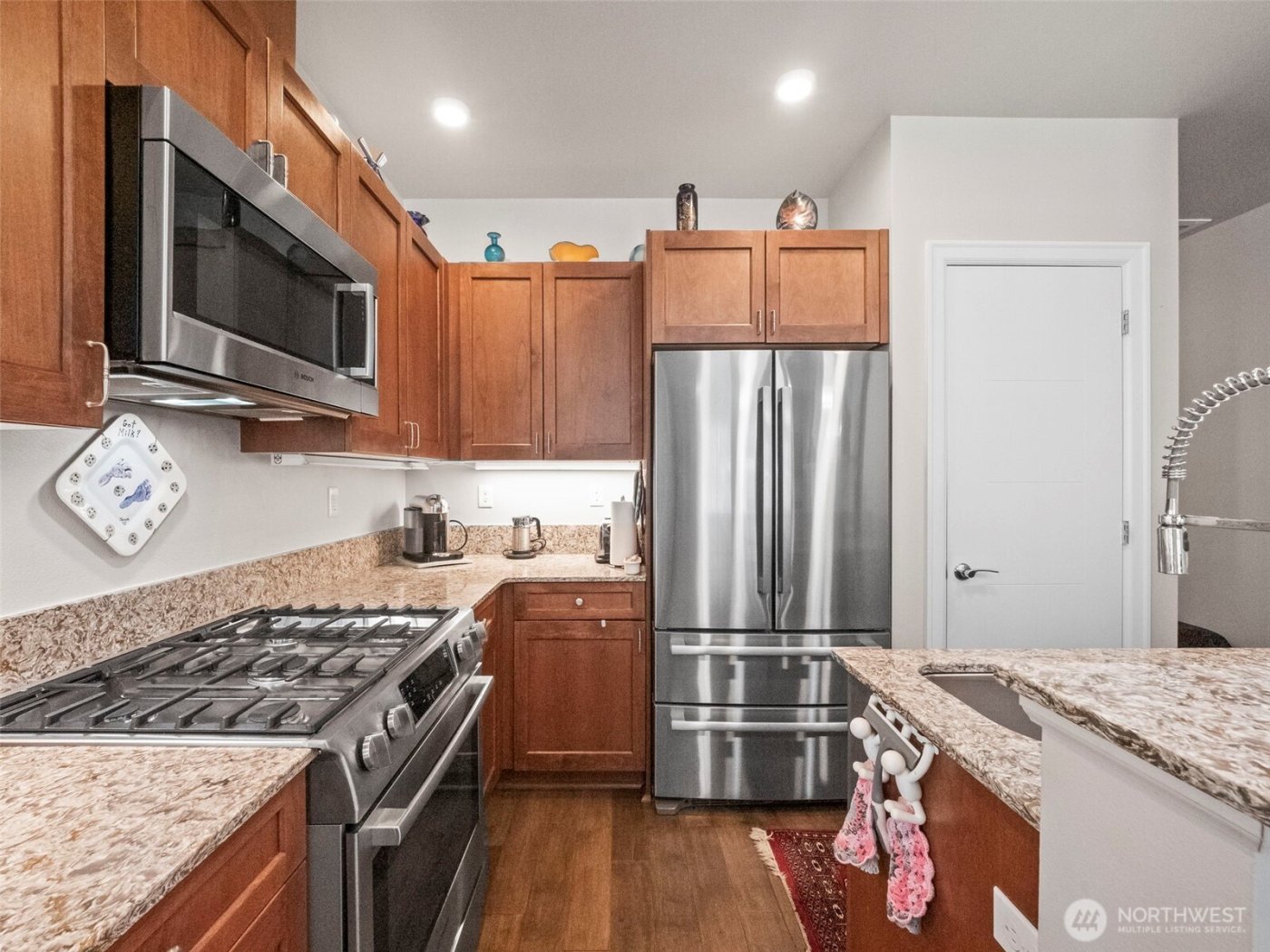 4961 Main Street #211, Tacoma, WA 98407