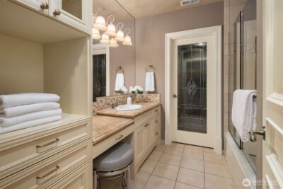 8638 NE 19th Place , Clyde Hill, WA 98004 - Photo 25