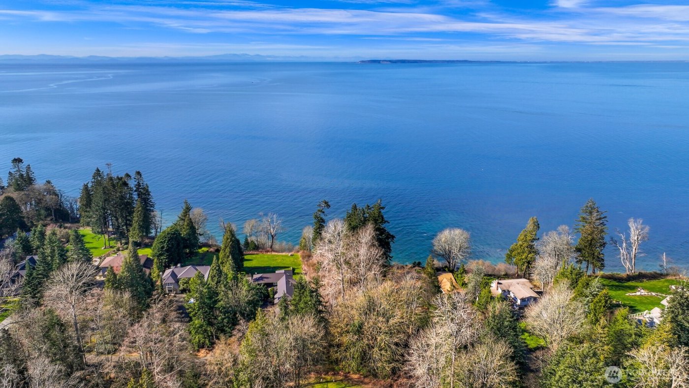 8385 Semiahmoo Drive , Blaine, WA 98230