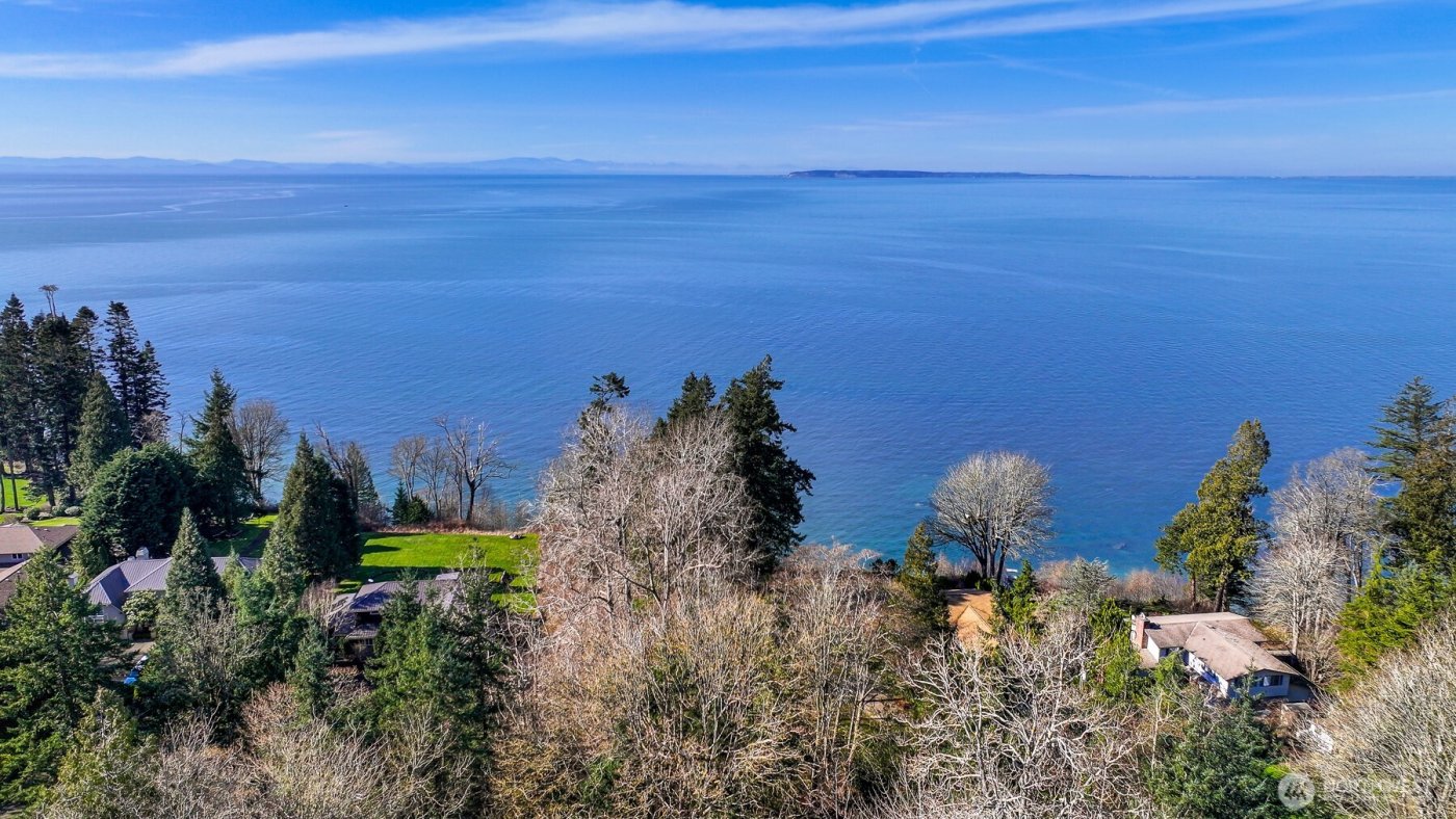 8385 Semiahmoo Drive , Blaine, WA 98230