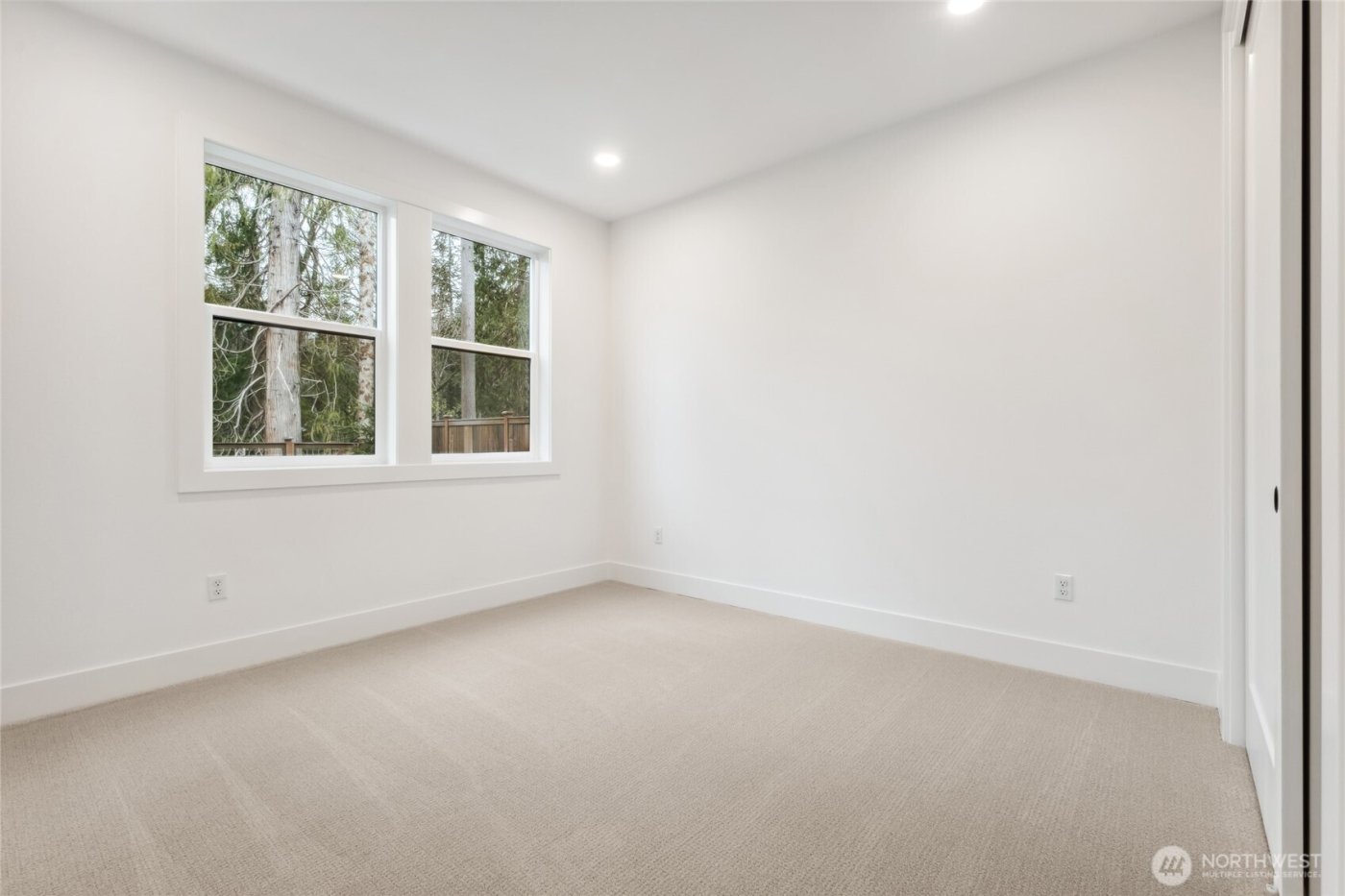 13806 SE 85th Street , Newcastle, WA 98059