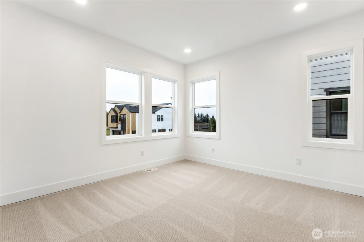 13806 SE 85th Street , Newcastle, WA 98059