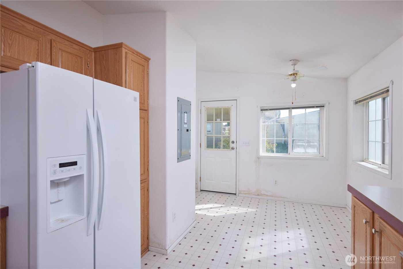 808 SE Mockingbird Drive , College Place, WA 99324