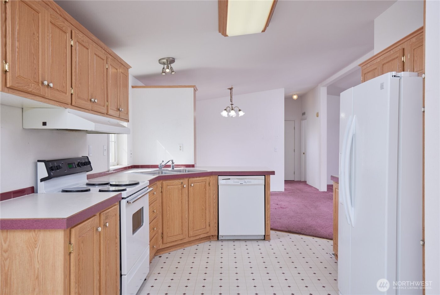 808 SE Mockingbird Drive , College Place, WA 99324