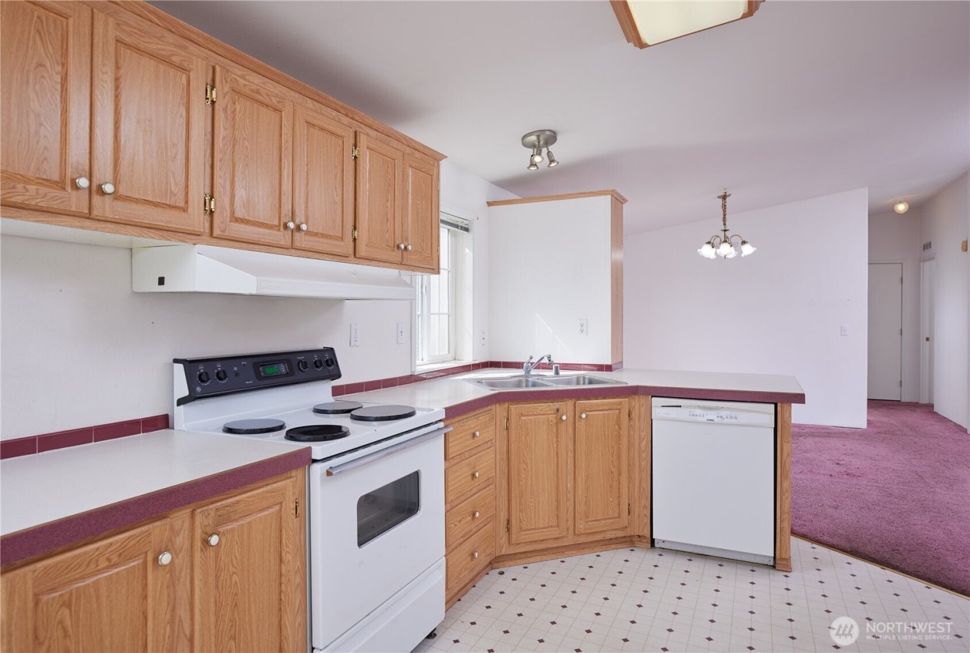 808 SE Mockingbird Drive , College Place, WA 99324