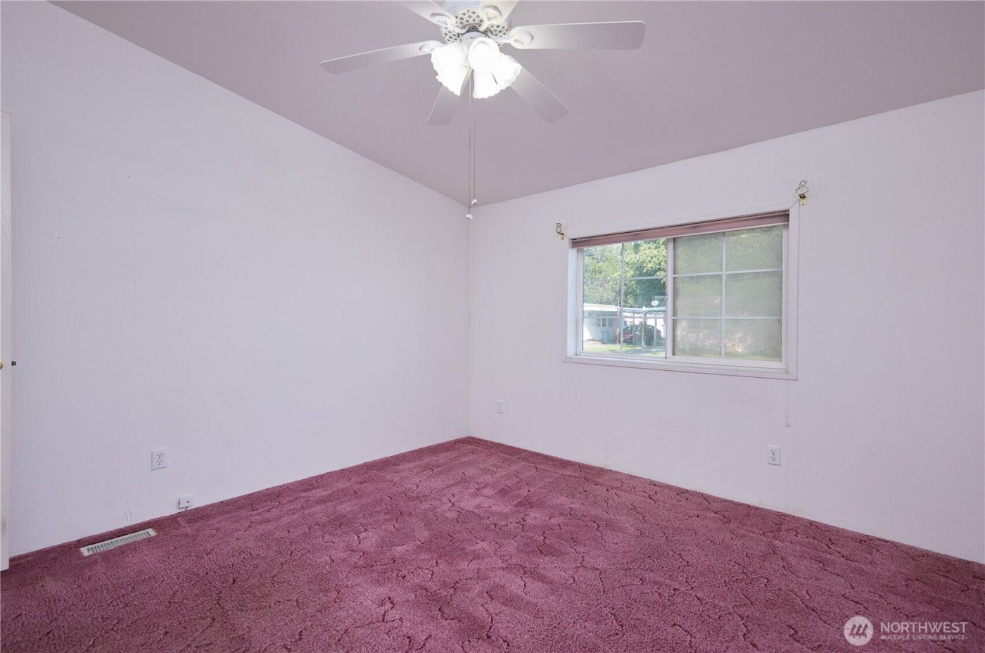 808 SE Mockingbird Drive , College Place, WA 99324