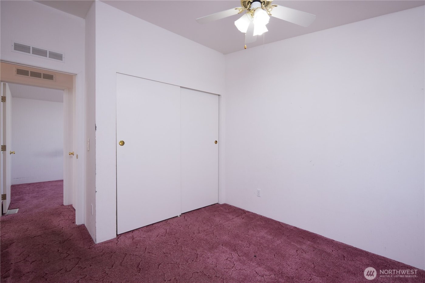 808 SE Mockingbird Drive , College Place, WA 99324