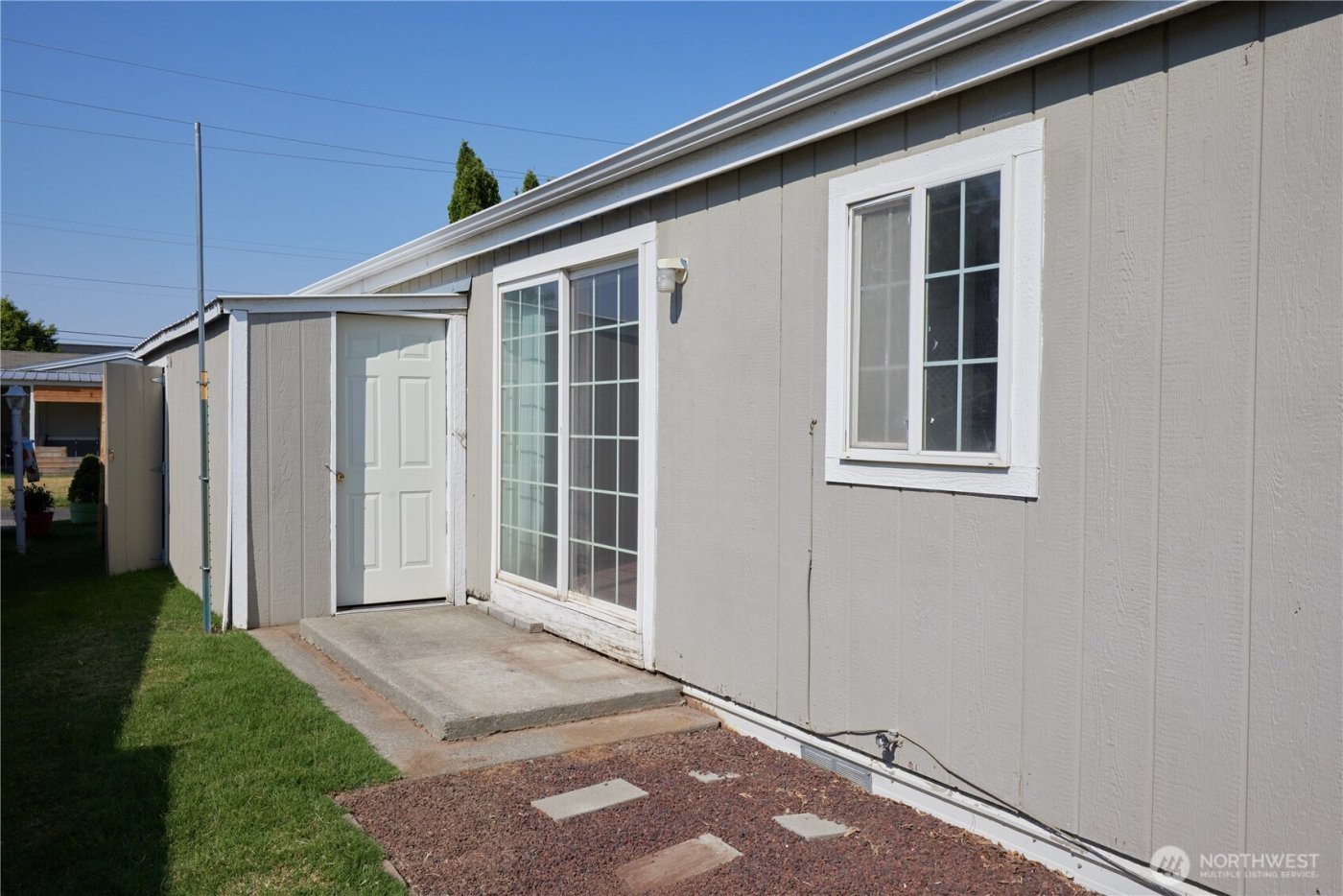 808 SE Mockingbird Drive , College Place, WA 99324