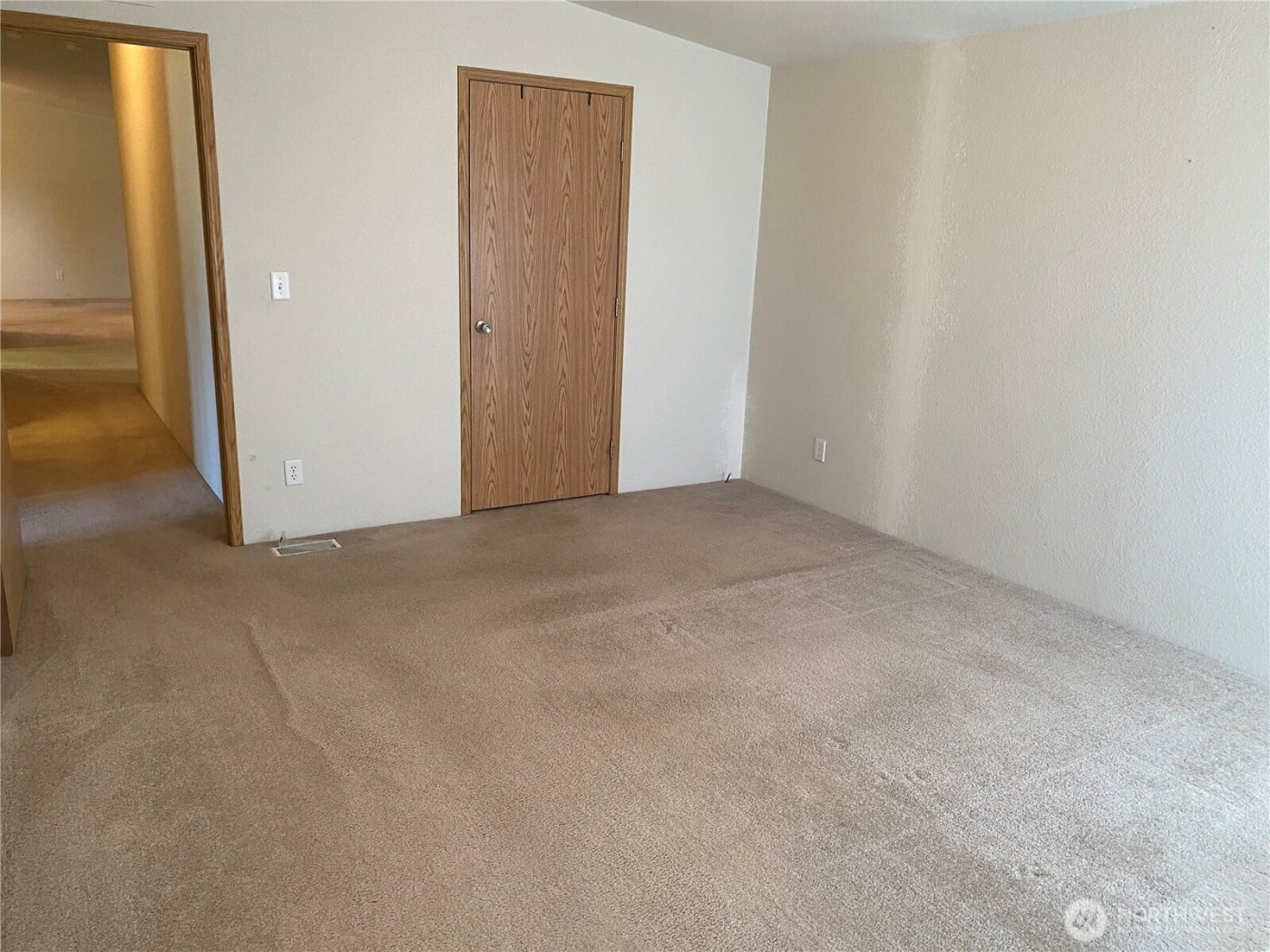 601 Lincoln Road , Davenport, WA 99122