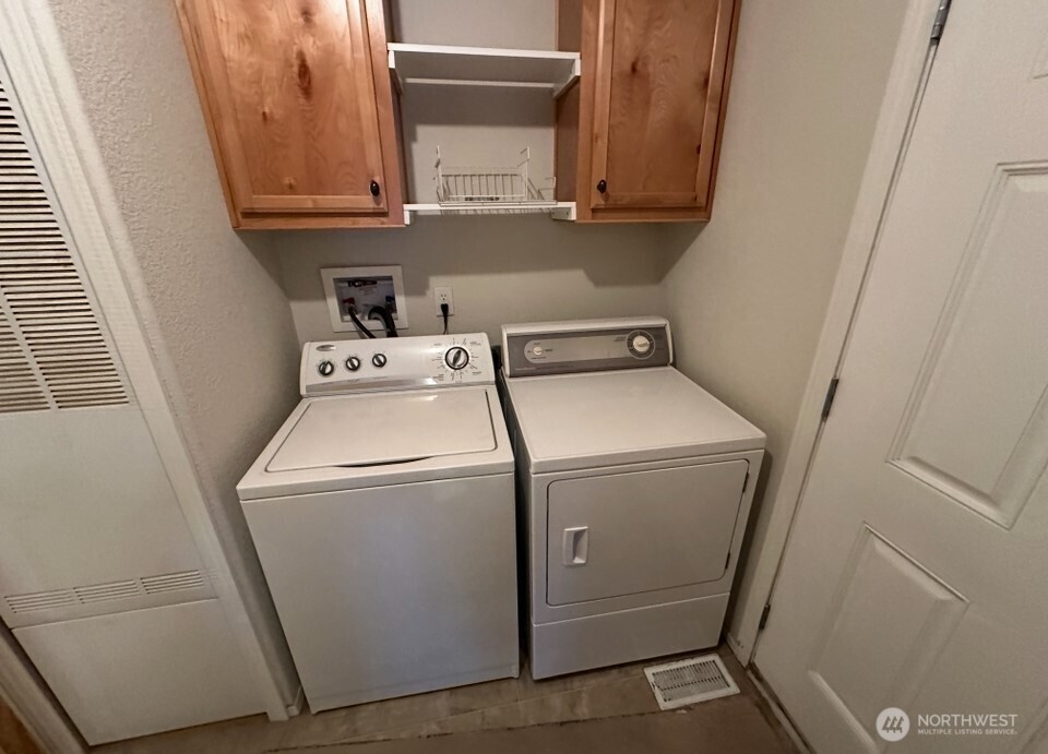 601 Lincoln Road , Davenport, WA 99122