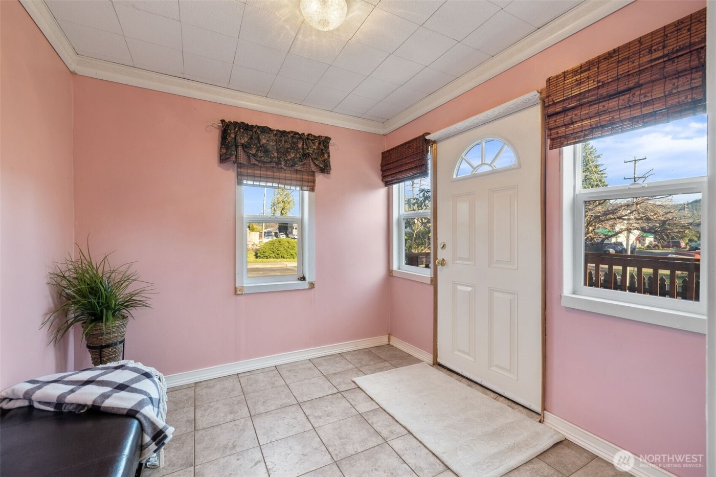 402 W Galena Street , Granite Falls, WA 98252