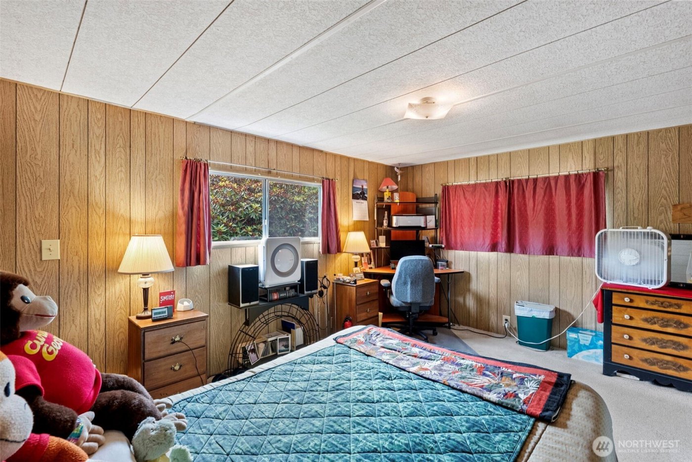 4213 SE Salmonberry Road , Port Orchard, WA 98366