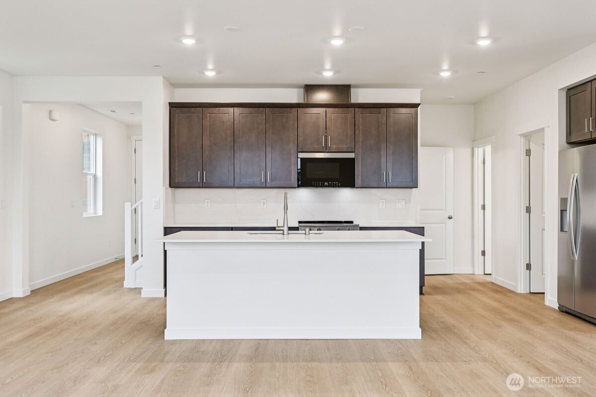 10316 6th Place SE #SW 16, Lake Stevens, WA 98258