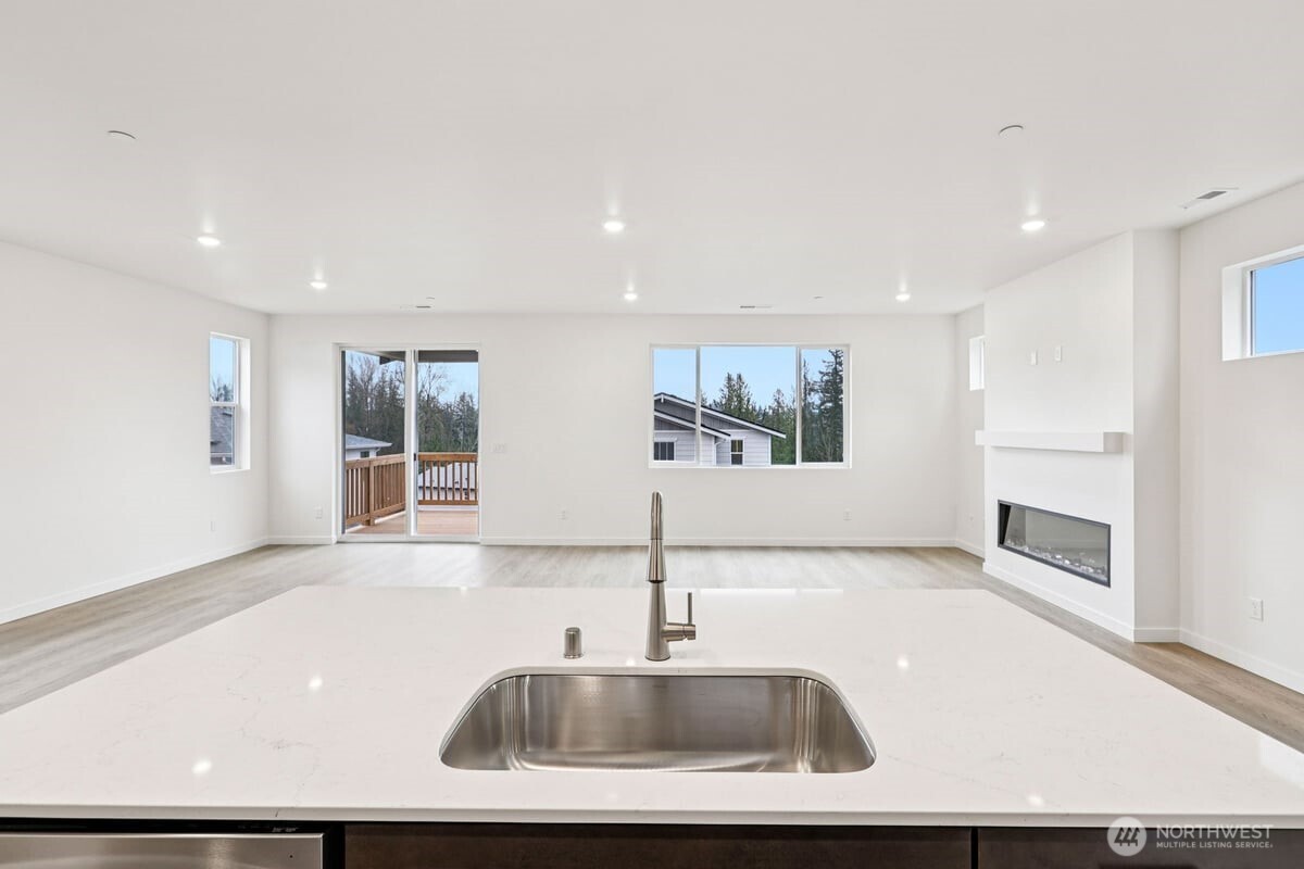 10316 6th Place SE #SW 16, Lake Stevens, WA 98258