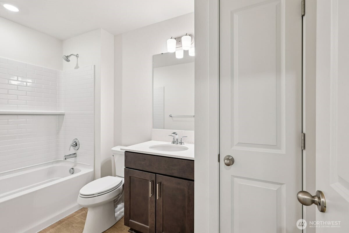 10316 6th Place SE #SW 16, Lake Stevens, WA 98258