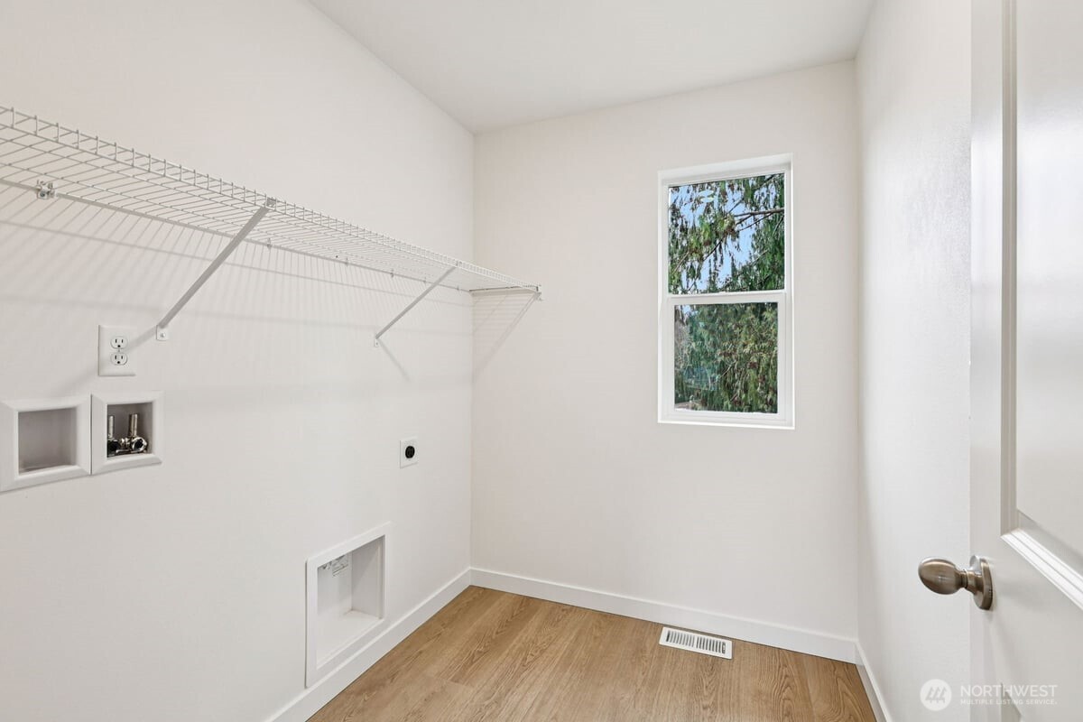 10316 6th Place SE #SW 16, Lake Stevens, WA 98258