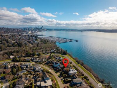 1640 Magnolia Boulevard W, Seattle, WA 98199 - Photo 2