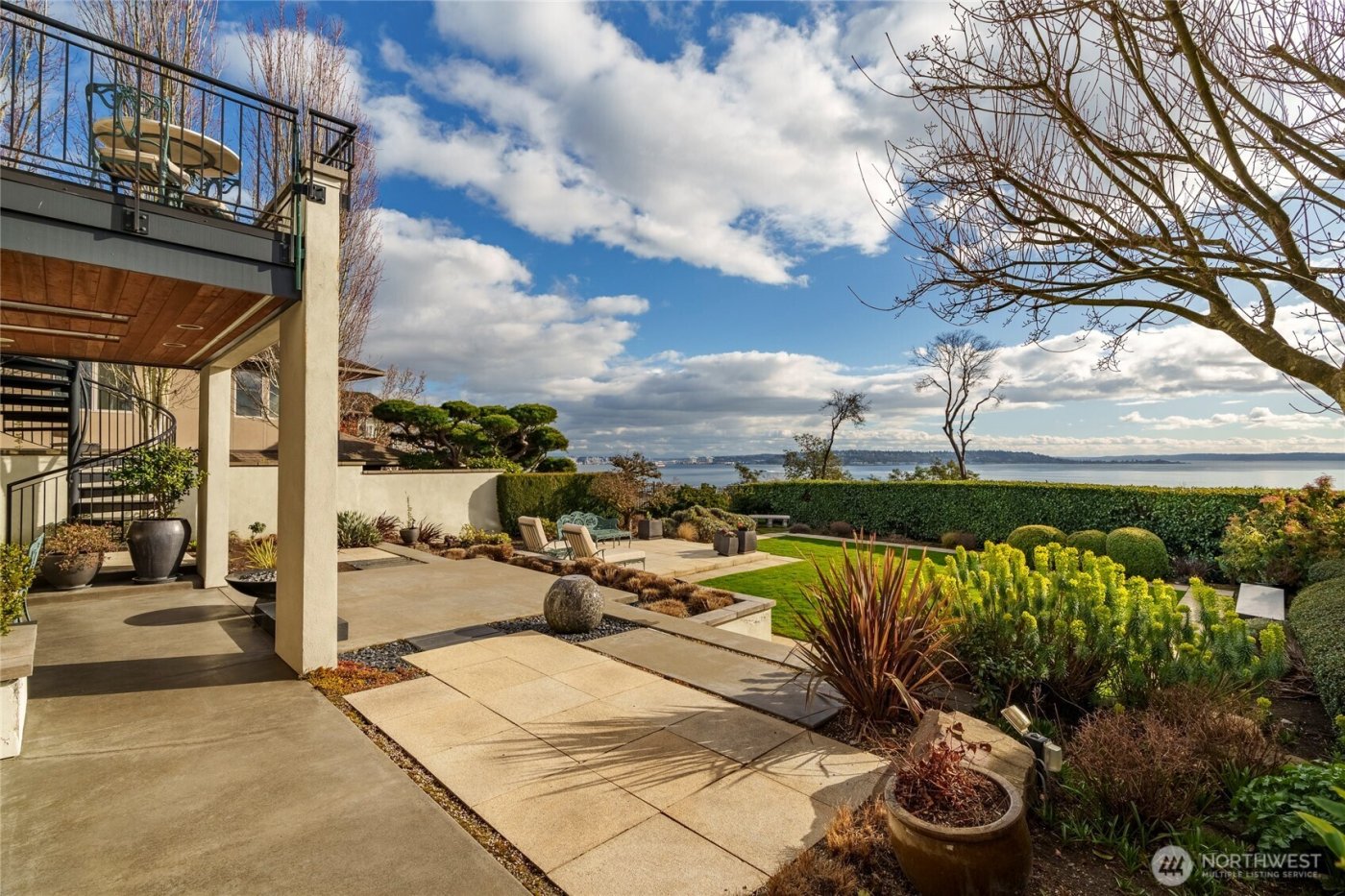 1640 Magnolia Boulevard W, Seattle, WA 98199