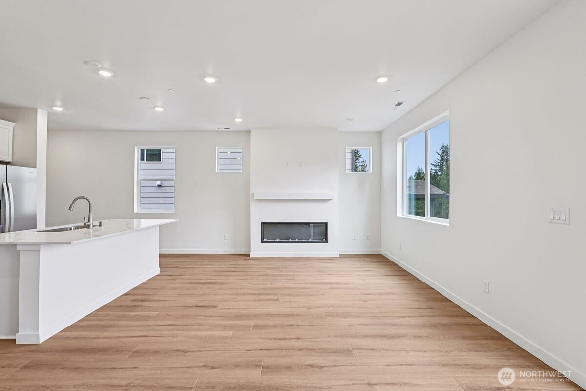 1443 121ST Avenue SE #MB 08, Lake Stevens, WA 98258