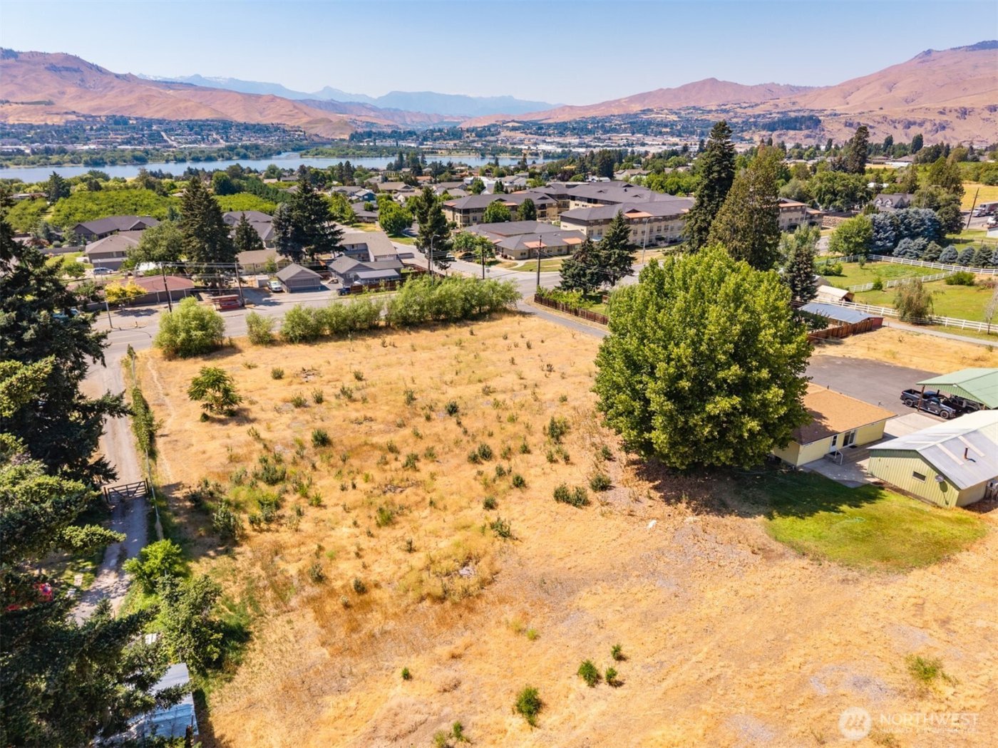 2731 Sunset Highway , East Wenatchee, WA 98802