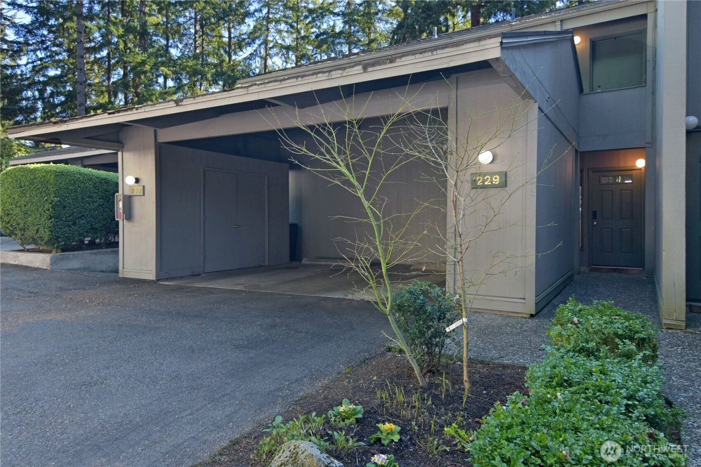 6236 NE 137th Place #229, Redmond, WA 98052