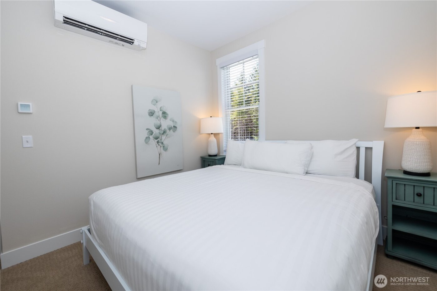 441 E Compass Street , Pacific Beach, WA 98571