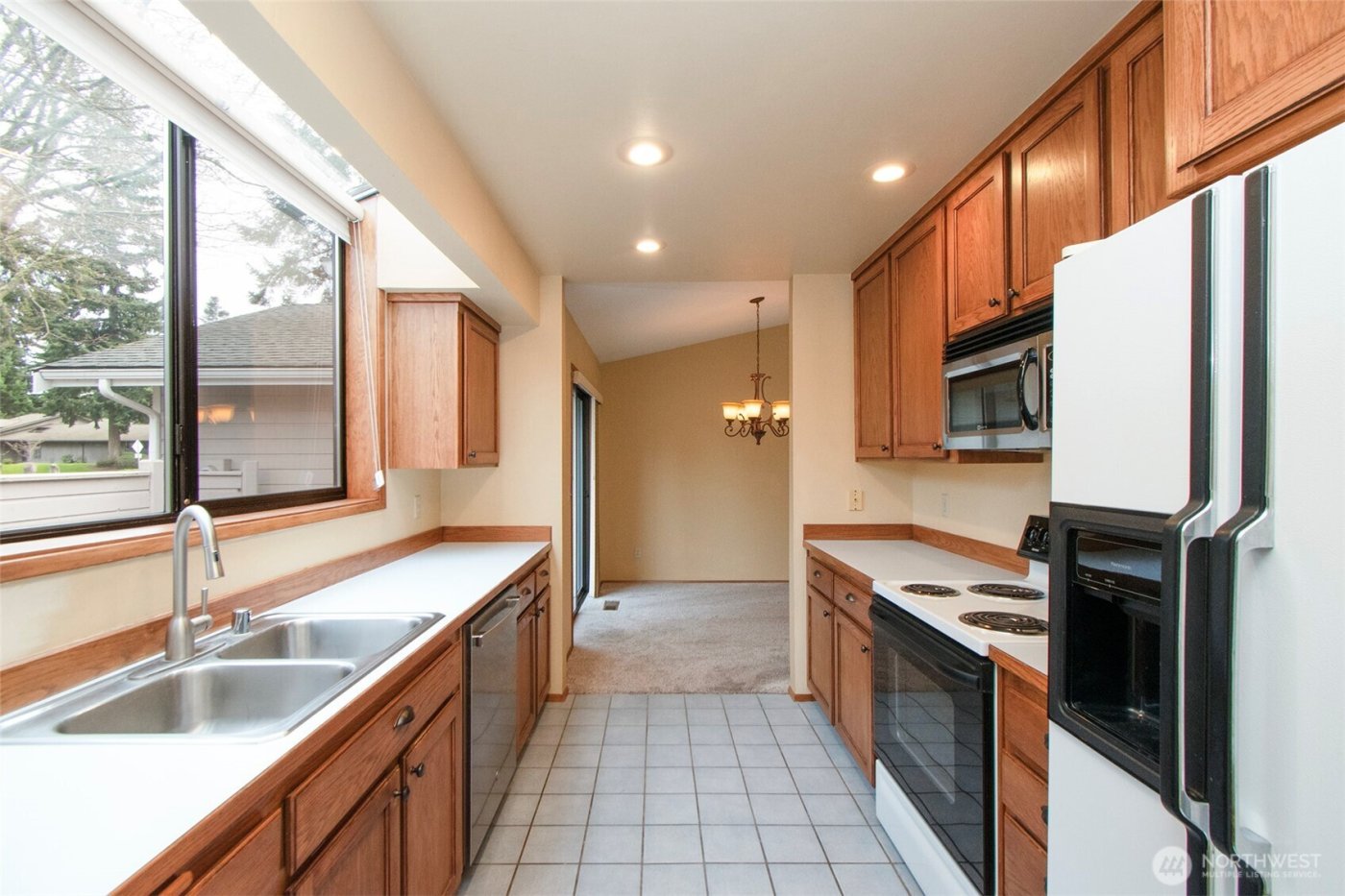 105 Fairway Drive , Sequim, WA 98382