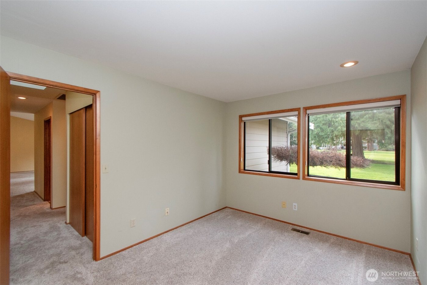 105 Fairway Drive , Sequim, WA 98382