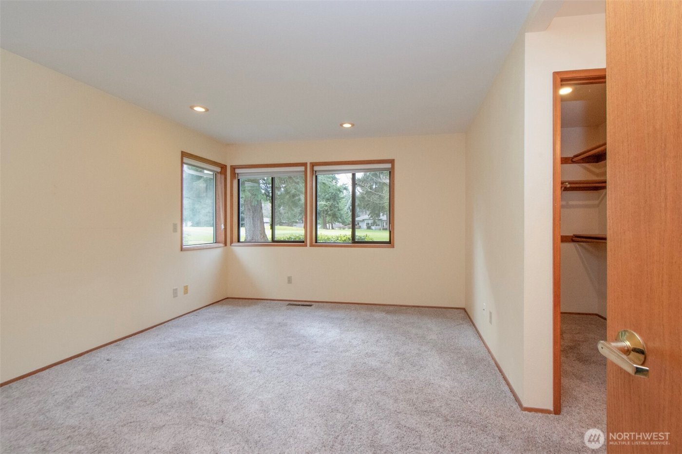 105 Fairway Drive , Sequim, WA 98382