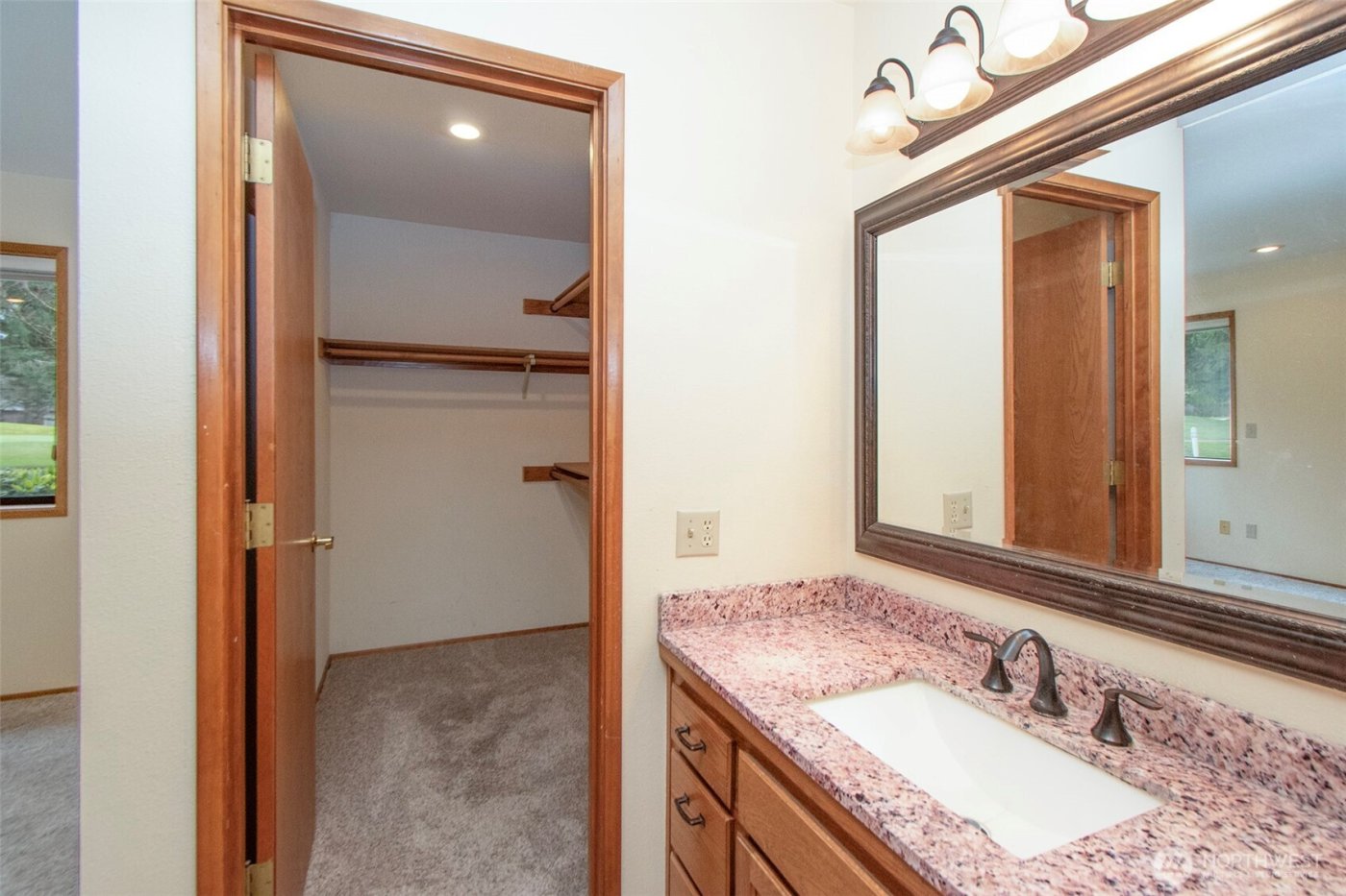 105 Fairway Drive , Sequim, WA 98382