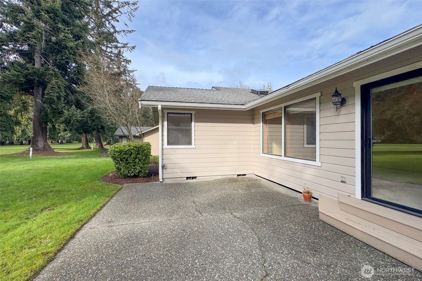 105 Fairway Drive , Sequim, WA 98382