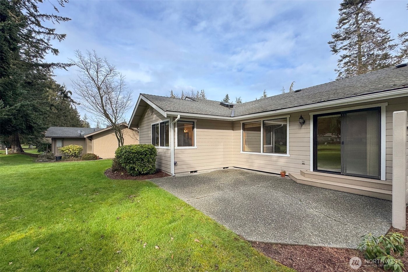 105 Fairway Drive , Sequim, WA 98382